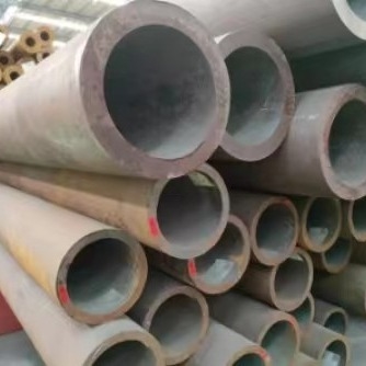 سعر جيد ASTM A192 أنبوب غلاية فولاذي كربوني غير ملحوم لخدمة الضغط العالي الانترنت