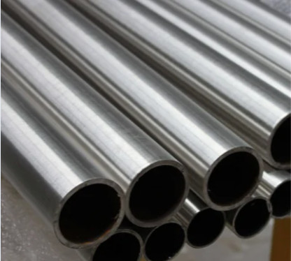 سعر جيد أنبوب الفولاذ المقاوم للصدأ 304 الملمع 3000mm-12000mm الطول لحلول الأنابيب الانترنت