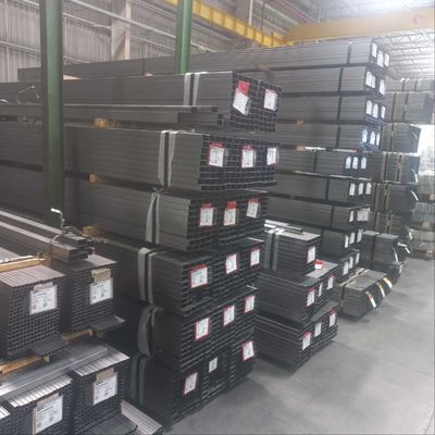 سعر جيد SAE1060 60# ISO9001 Certified Hot Rolled Black Rectangular Steel Tube for Building Materials الانترنت