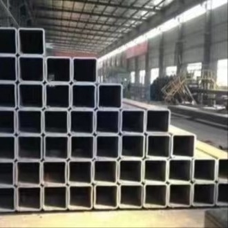 Good price ASTM Q235 Q345 أنبوب فولاذي كربوني مربع غير ملحوم لهيكل الأنابيب الانترنت