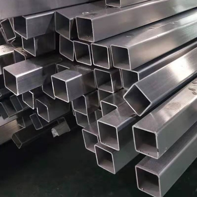 Good price أنابيب مربعة من الفولاذ المقاوم للصدأ SS304 مسحوب على البارد مع صلابة عالية الانترنت