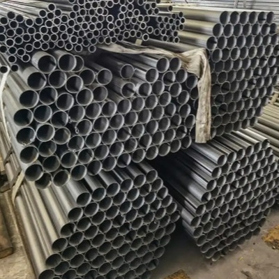 قسم مجوف أنبوب فولاذي كربوني غير ملحوم A106 A335 API 5l 3 