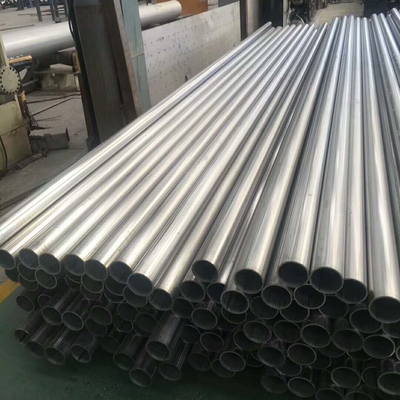 7.93g/cm3 الفضة الملمعة 304 أنبوب الفولاذ المقاوم للصدأ نقطة انصهار 1454°C 6mm OD