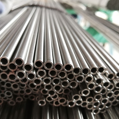 ASTM 304L 316L 904L 304 1.4301316310S 3212205 2507 أنبوب فولاذي مقاوم للصدأ غير ملحوم صلب لامع