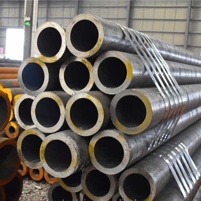 سعر جيد أنبوب غلاية فولاذي من سبائك الصلب أنبوب فولاذي كربوني غير ملحوم ASTM A213 T11 T91 هيكل أنبوب الانترنت